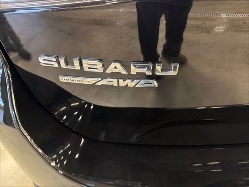 Used 2023 Subaru Forester Premium image 41