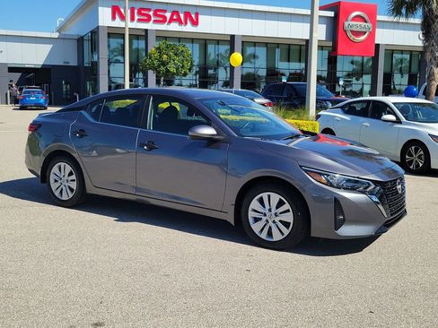 Certified 2025 Nissan Sentra S image 2