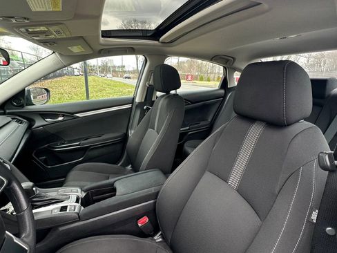 Used 2018 Honda Civic EX image 17