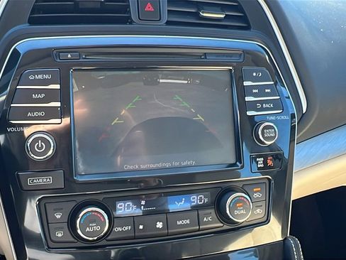 Used 2016 Nissan Maxima 3.5 SV w/ Interior Lighting Package image 28