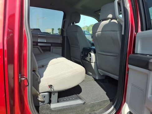 Used 2019 Ford F250 XLT w/ XLT Premium Package AWD/4WD image 13