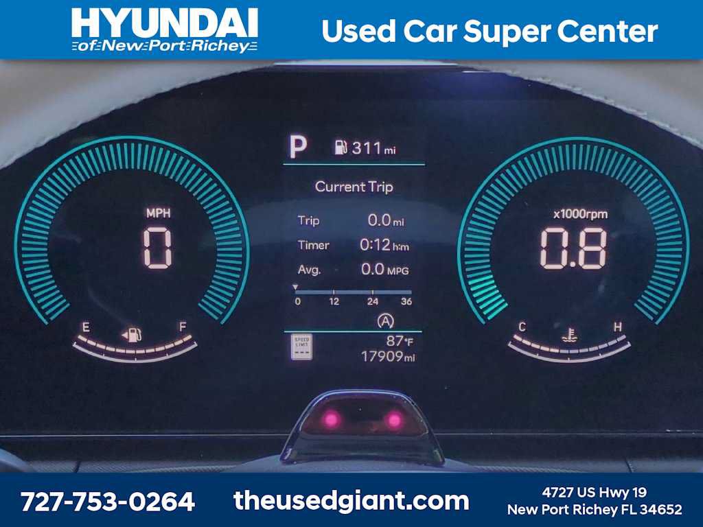 Used 2025 Hyundai Santa Fe SEL FWD image 31