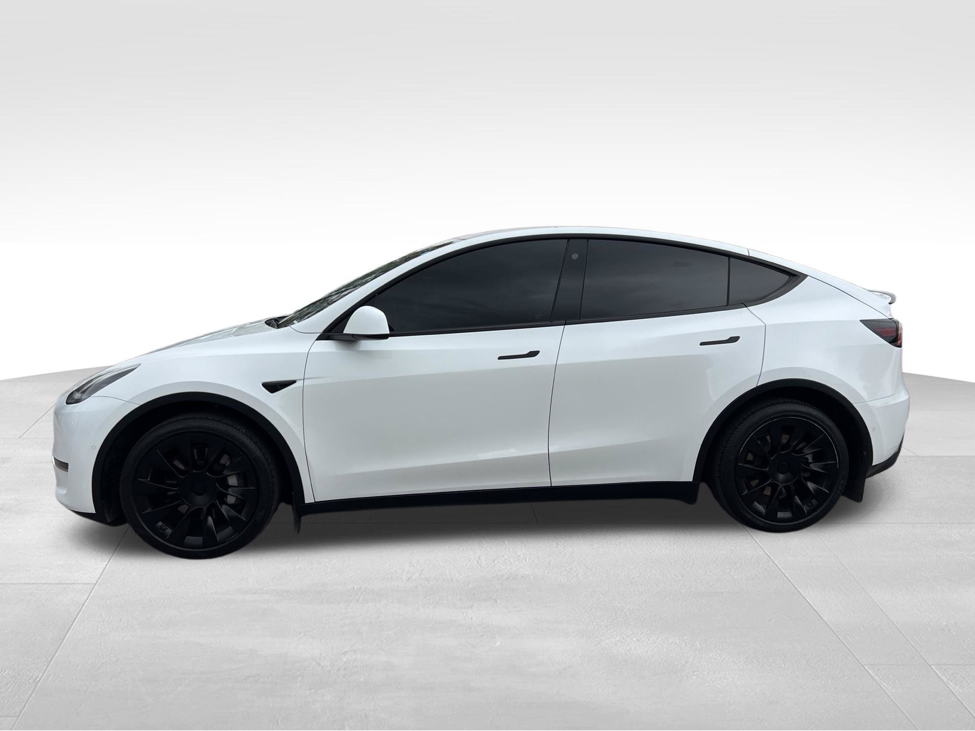 Used 2021 Tesla Model Y Long Range AWD/4WD image 8