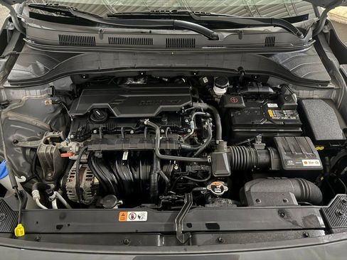 Used 2023 Hyundai Kona SE image 19