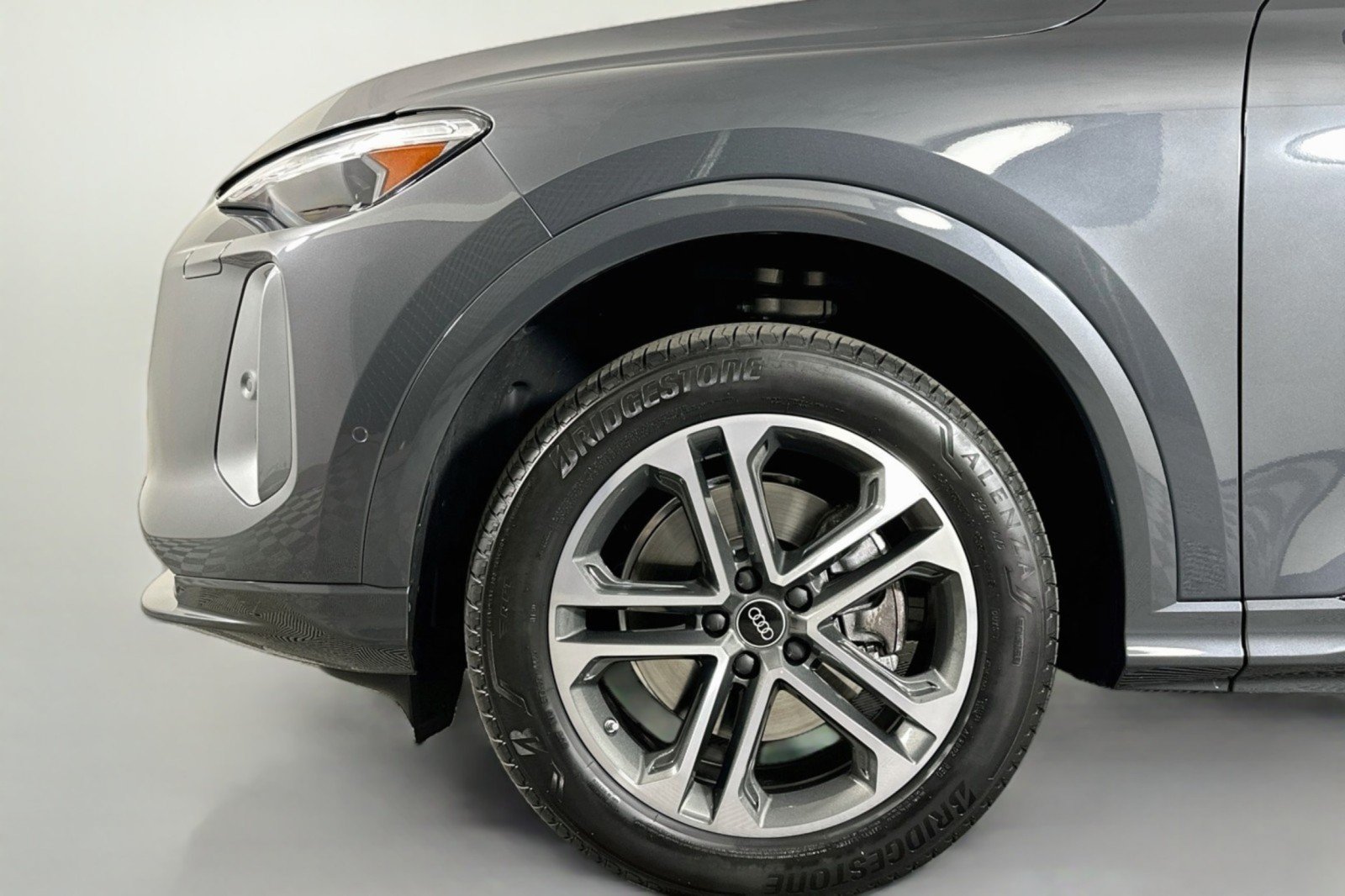 Used 2026 Audi Q5 Premium Plus w/ Premium Plus AWD/4WD image 12