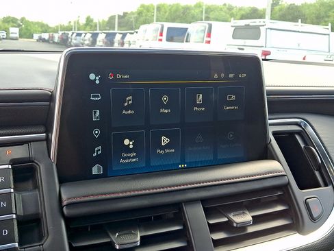 Certified 2023 Chevrolet Suburban RST AWD/4WD image 17