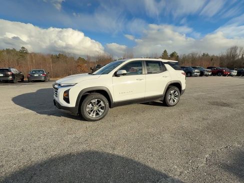 New 2025 Chevrolet Equinox LT w/ Safety and Technology Package image 38