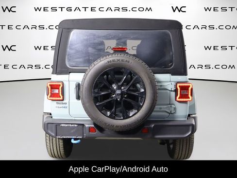 Used 2024 Jeep Wrangler Unlimited Sahara AWD/4WD image 4