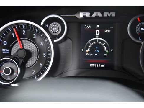 Used 2020 RAM 2500 Big Horn w/ Level 1 Equipment Group image 17