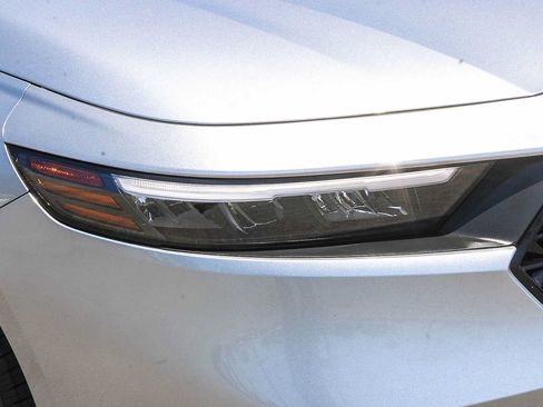 Certified 2024 Honda Accord LX image 4