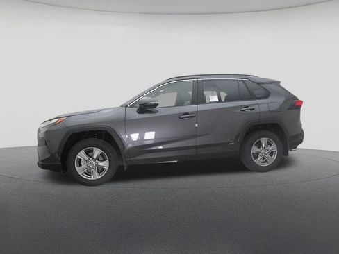 New 2025 Toyota RAV4 XLE image 19