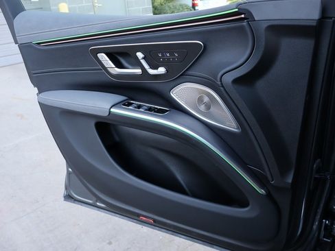 Certified 2023 Mercedes-Benz EQS 580 4MATIC SUV image 36