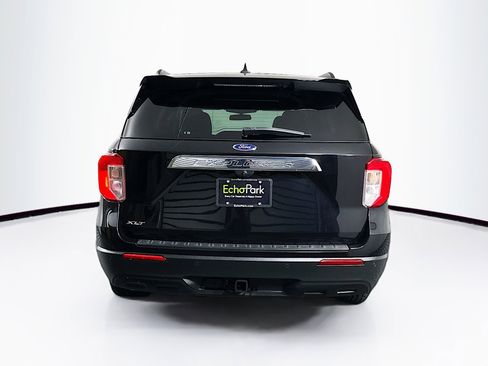 Used 2022 Ford Explorer XLT w/ Class IV Trailer Tow Package image 7