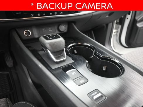 Used 2023 Nissan Rogue SV FWD image 16
