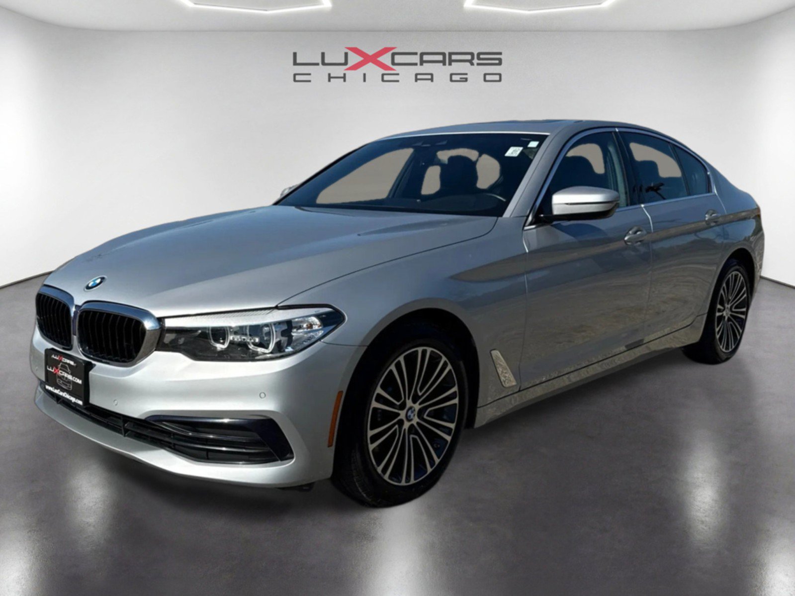 Used 2019 BMW 540i xDrive w/ Convenience Package AWD/4WD image 2
