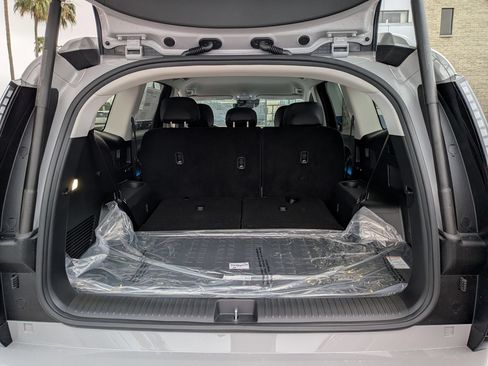 New 2026 Hyundai Ioniq 9 SEL AWD/4WD image 22