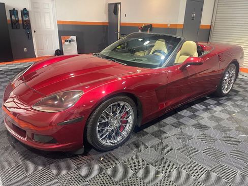 Used 2007 Chevrolet Corvette Convertible w/ Preferred Equipment Group image 17