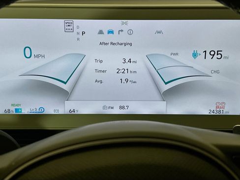 Used 2024 Hyundai Ioniq 5 SEL image 19