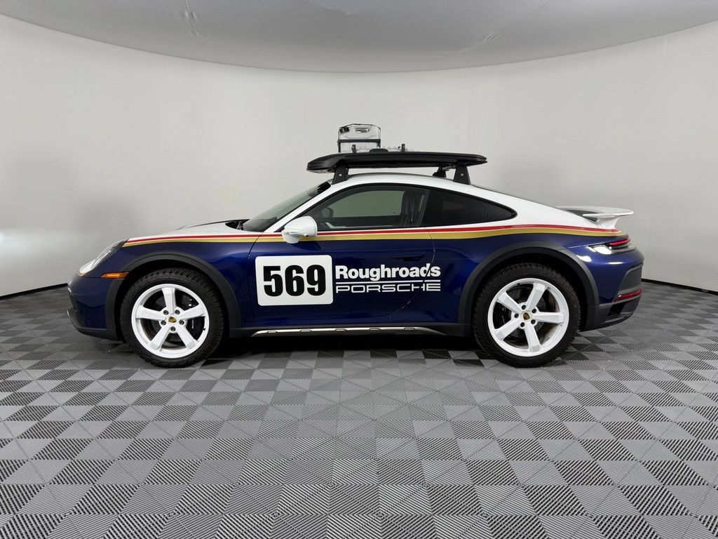 Used 2024 Porsche 911 Dakar AWD/4WD image 2