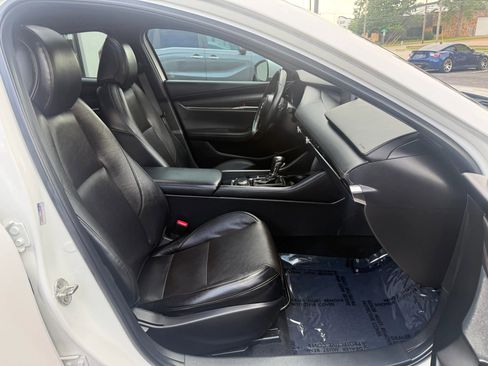 Used 2022 MAZDA MAZDA3 s image 12