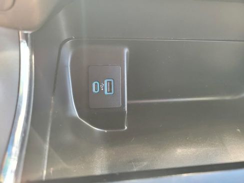 Used 2024 Ford F150 XLT w/ Mobile Office Package image 25