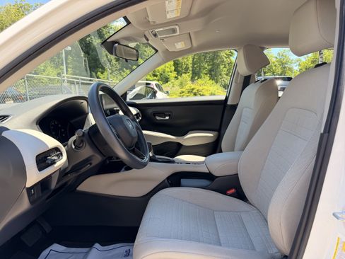 Used 2023 Honda HR-V LX image 14