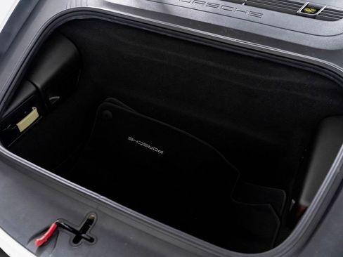 Used 2018 Porsche 911 GT3 w/ Sport Chrono Package image 50