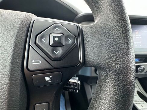 Used 2023 Toyota Tacoma SR image 17