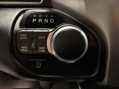 Used 2019 RAM 1500 Big Horn AWD/4WD image 29