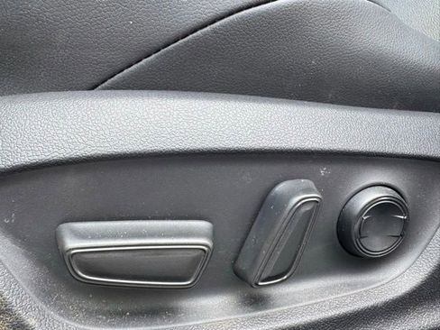 Used 2025 Toyota Corolla XSE FWD image 13