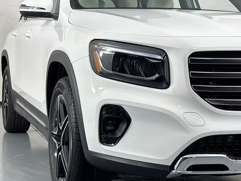 New 2026 Mercedes-Benz GLB 250 image 13