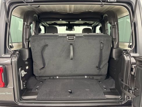 New 2025 Jeep Wrangler Rubicon w/ Convenience Group AWD/4WD image 8