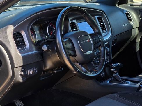 Used 2022 Dodge Charger SXT RWD image 13