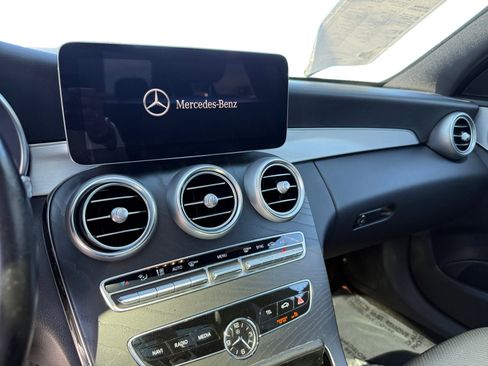 Used 2021 Mercedes-Benz C 300 Sedan image 12