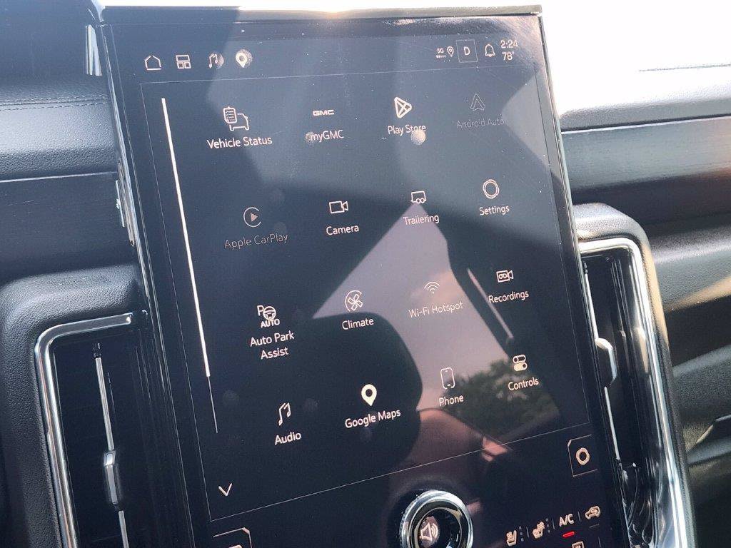 Used 2026 GMC Yukon XL Denali w/ Sun & Power Step Package AWD/4WD image 21