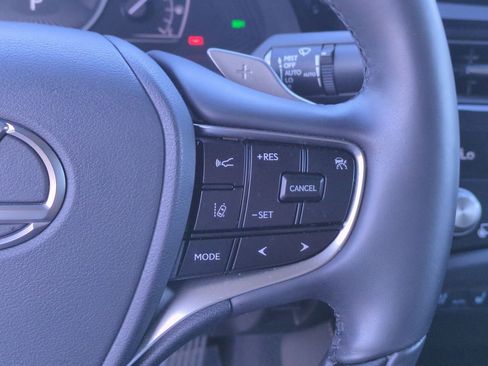 Certified 2023 Lexus ES 300h Ultra Luxury image 21