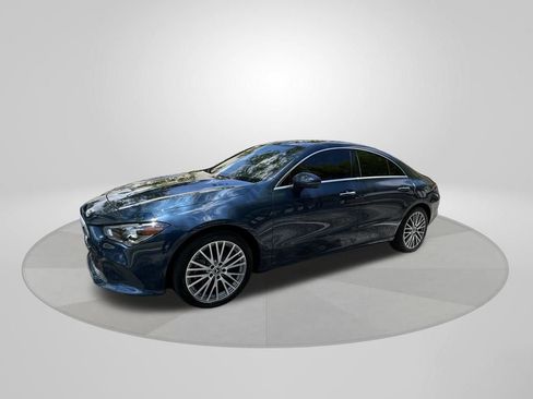 Used 2023 Mercedes-Benz CLA 250 image 3