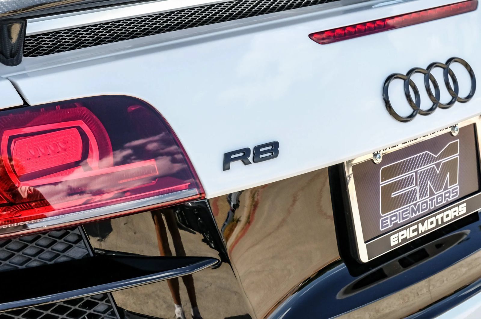 Used 2011 Audi R8 V10 AWD/4WD image 44