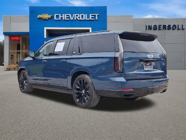 Used 2025 Cadillac Escalade ESV Sport Platinum w/ LPO, ONYX Package AWD/4WD image 26