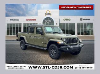 New 2025 Jeep Gladiator Sport video 1