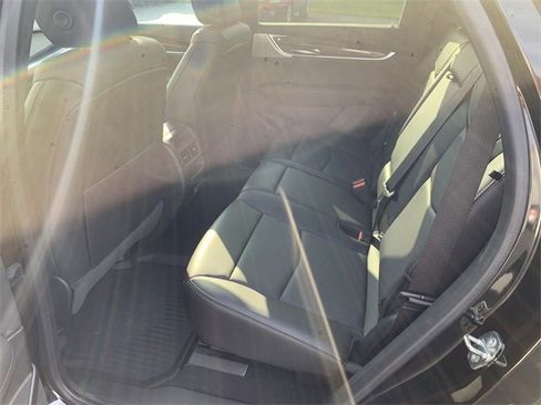 Certified 2022 Cadillac XT5 Sportv w/ LPO, Floor Liner Package image 27