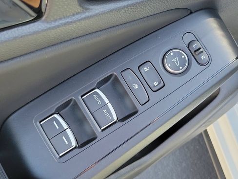 Certified 2024 Honda Civic EX-L image 20