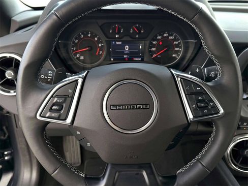 Used 2023 Chevrolet Camaro LT w/ Technology Package image 14