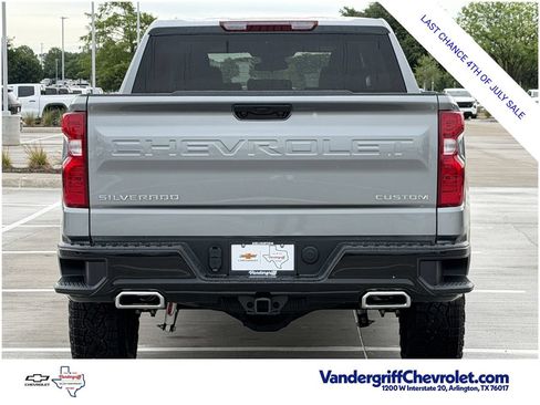 New 2026 Chevrolet Silverado 1500 Custom Trail Boss AWD/4WD image 5