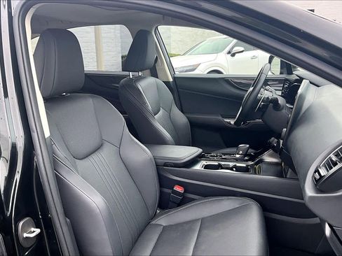 Used 2025 Lexus NX 350h AWD w/ Premium Package image 8