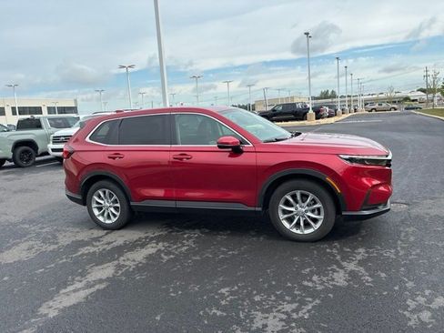 Used 2025 Honda CR-V EX image 4