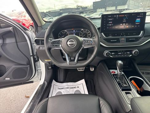 Used 2024 Nissan Altima 2.5 SL image 14