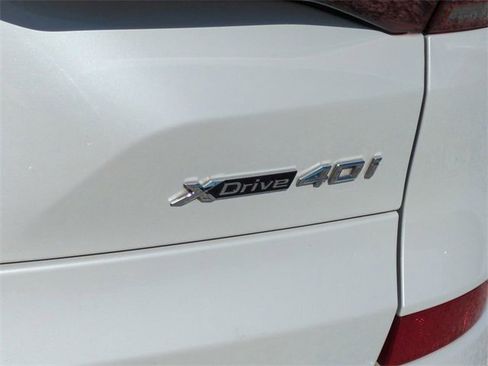 Used 2021 BMW X5 xDrive40i w/ M Sport Package image 13