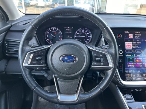 Used 2020 Subaru Outback Premium image 12