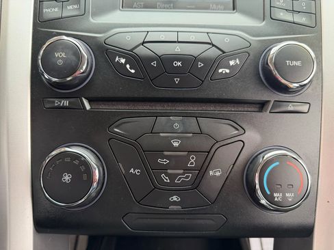 Used 2015 Ford Fusion SE w/ Equipment Group 201A image 21